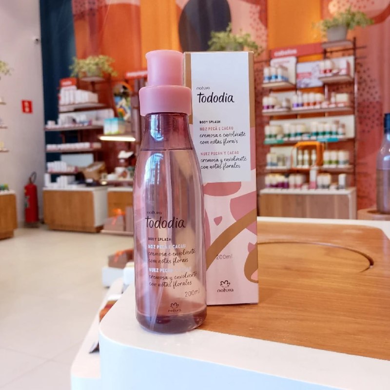 PRA FICAR CHEIROSA O DIA TODO ✨

Body Splash Nat